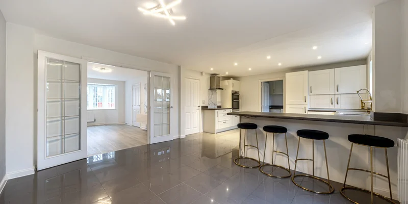 Glasspool Road, Winnersh - Image 3