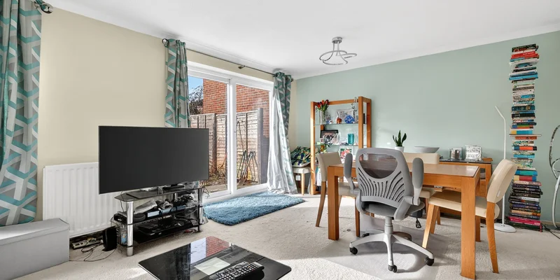 Humber Close, Wokingham, RG41 - Image 3