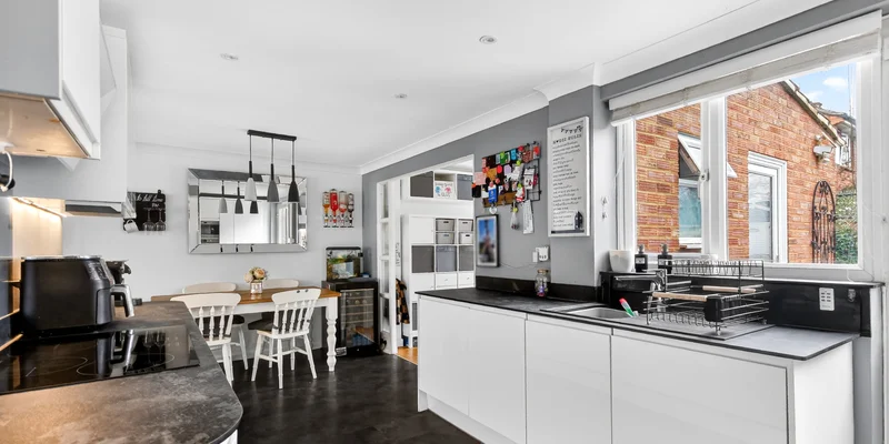 Lily Hill Road, Bracknell, RG12 - Image 2