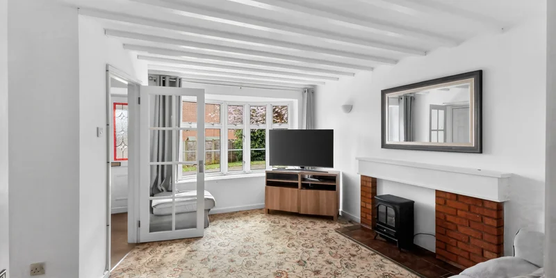 Kent Close, Wokingham, RG41 - Image 2