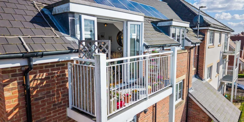 Readwin Crescent, Wokingham, RG40 - Image 2