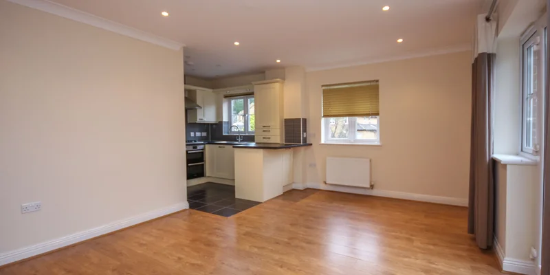Netherby Gardens, Bracknell - Image 3