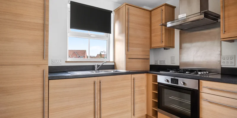 Bullfinch Rise, Bracknell, RG12 - Image 2