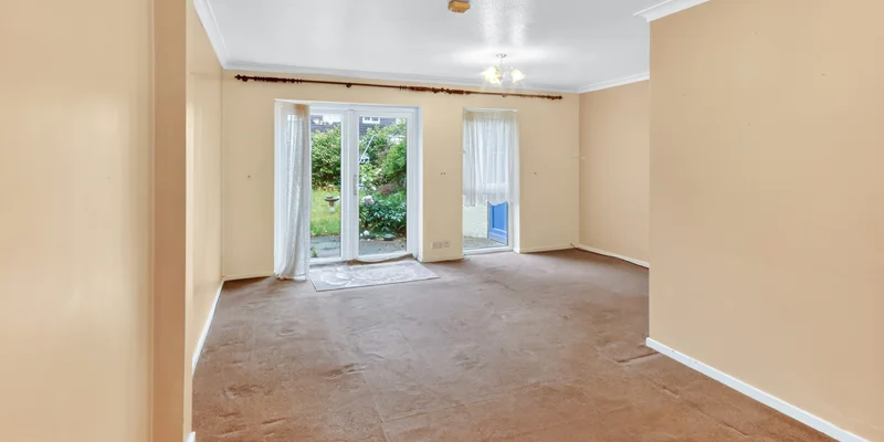 Roycroft Lane, Finchampstead, RG40 - Image 3