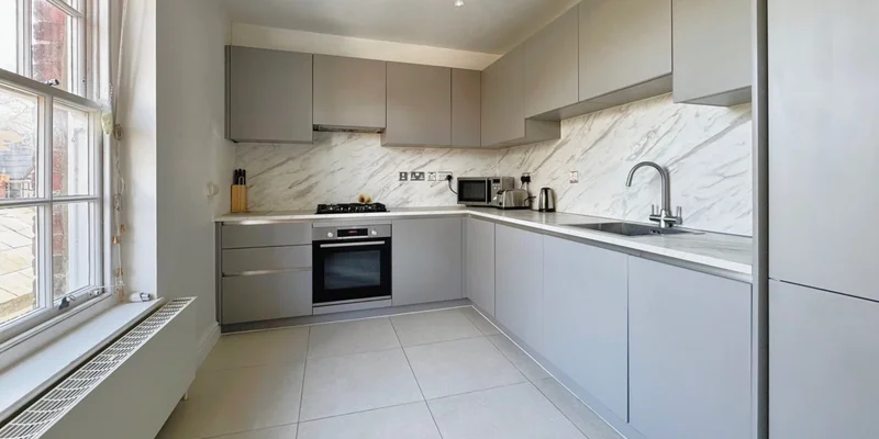 31 Broad Street, Wokingham, RG40 - Image 2
