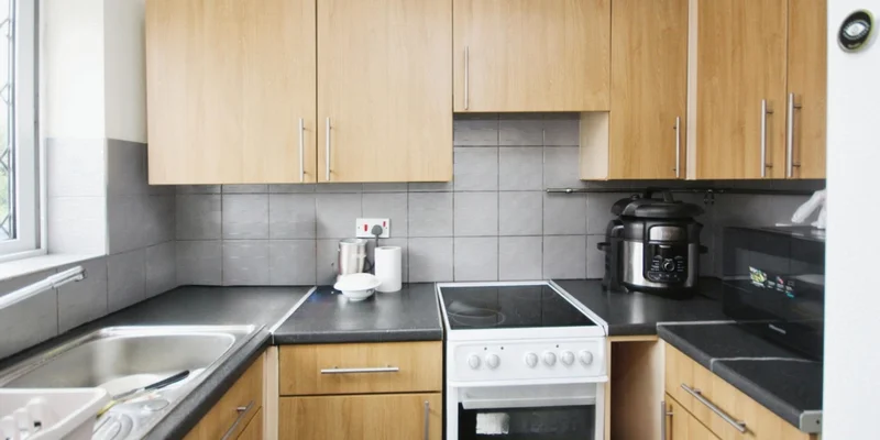 Statham Court, Bracknell - Image 2