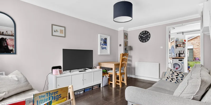 Hombrook Drive, Binfield, RG42 - Image 2