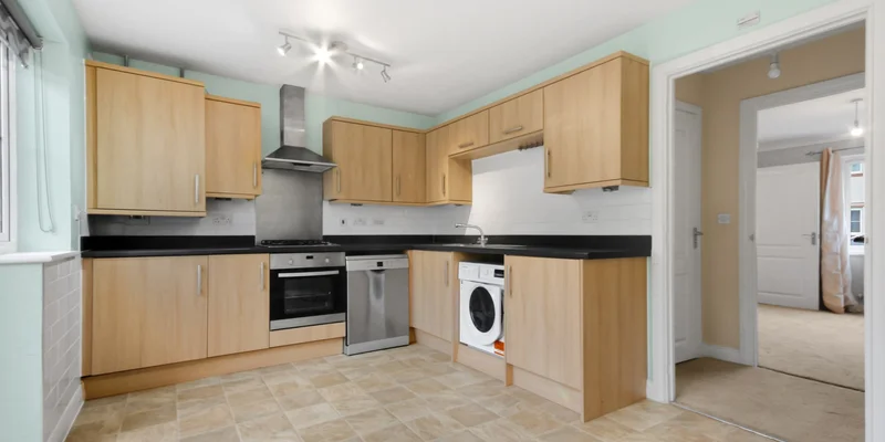 Eagle Way, Bracknell - Image 2