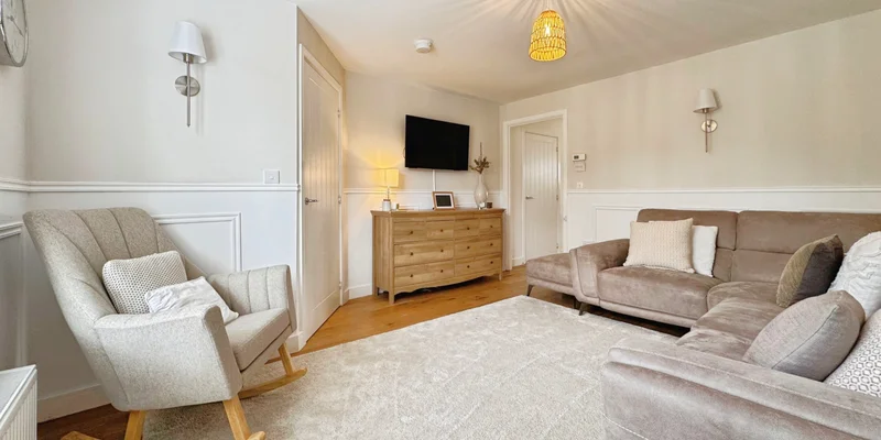 Sheerlands Road, Arborfield, Reading, RG2 - Image 2