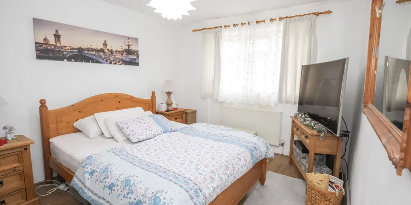 Ashbourne, Bracknell - Image 3